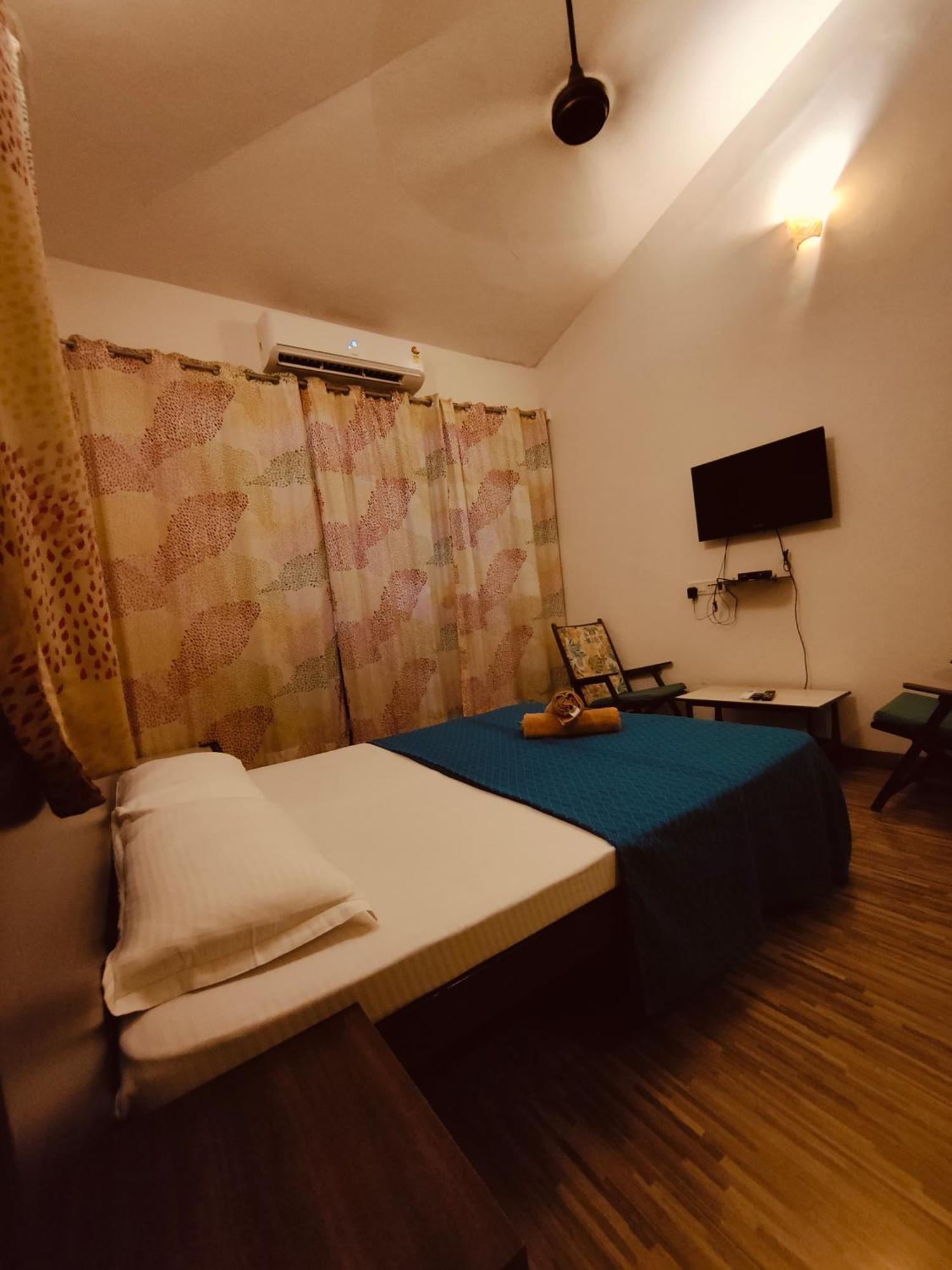 Hotel Bonanza Baga Luaran gambar