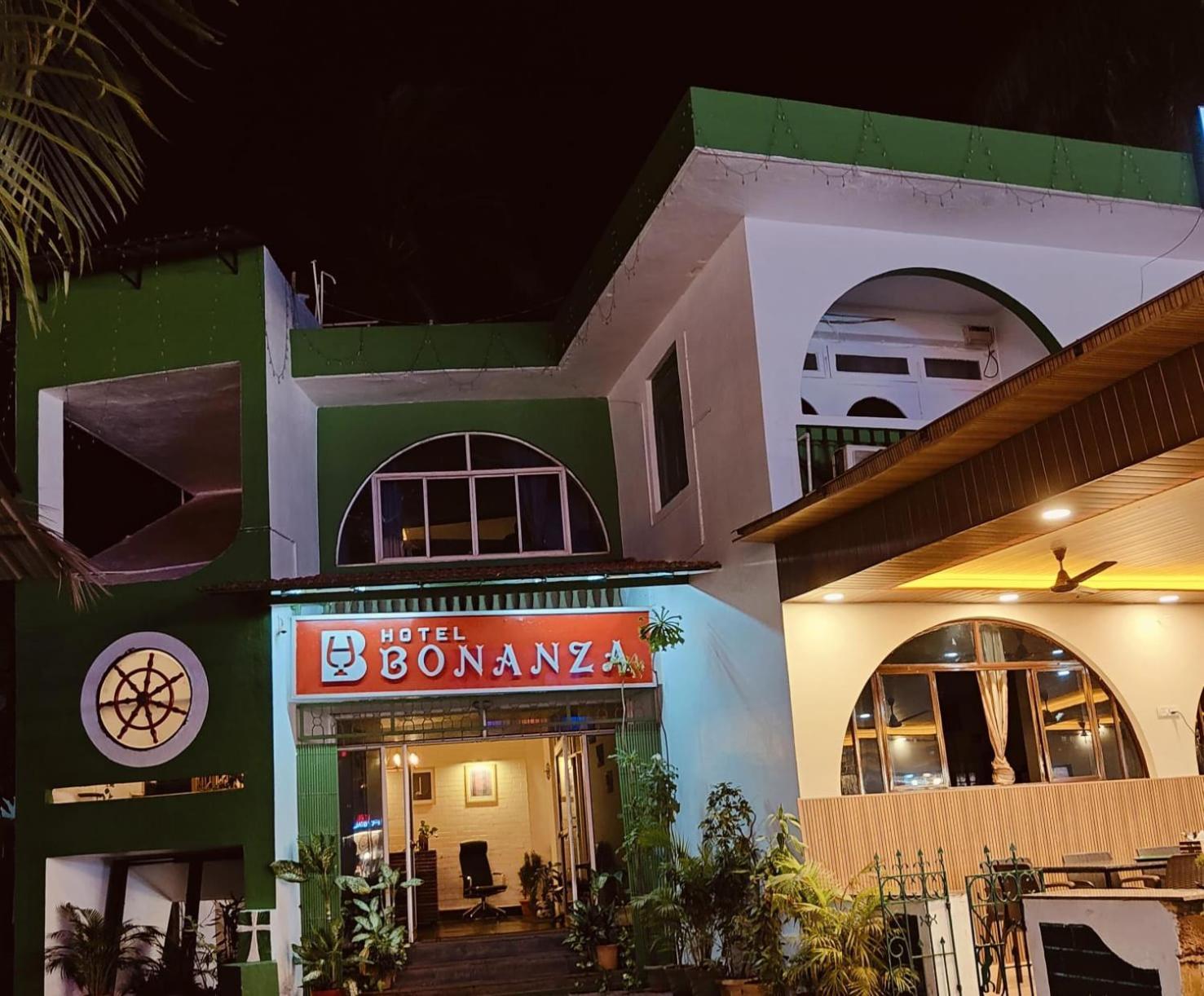 Hotel Bonanza Baga Luaran gambar