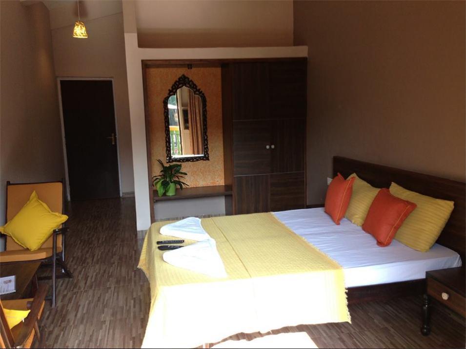 Hotel Bonanza Baga Luaran gambar