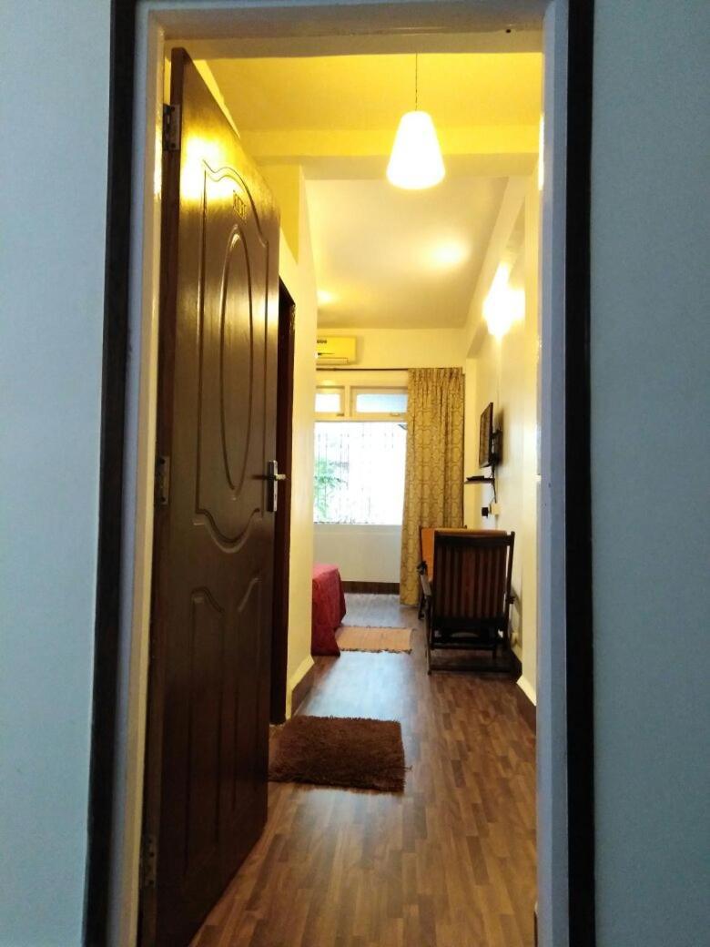 Hotel Bonanza Baga Luaran gambar