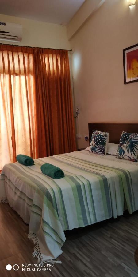 Hotel Bonanza Baga Luaran gambar