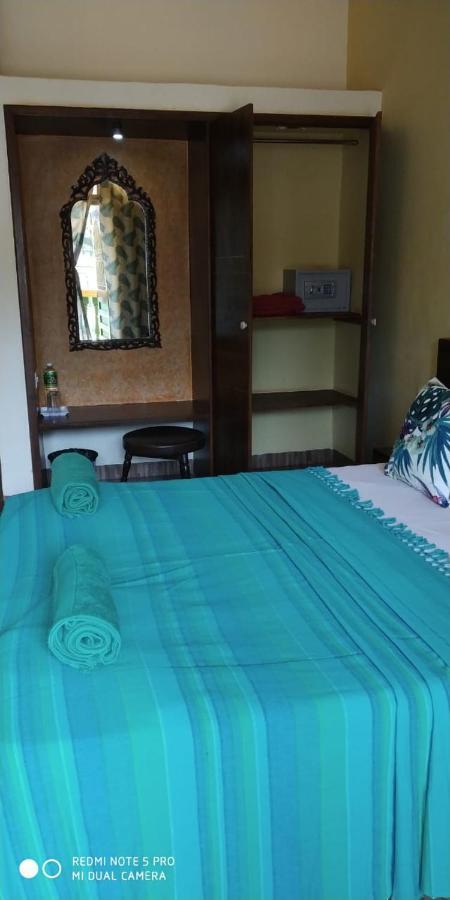 Hotel Bonanza Baga Luaran gambar