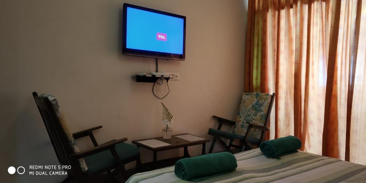 Hotel Bonanza Baga Luaran gambar