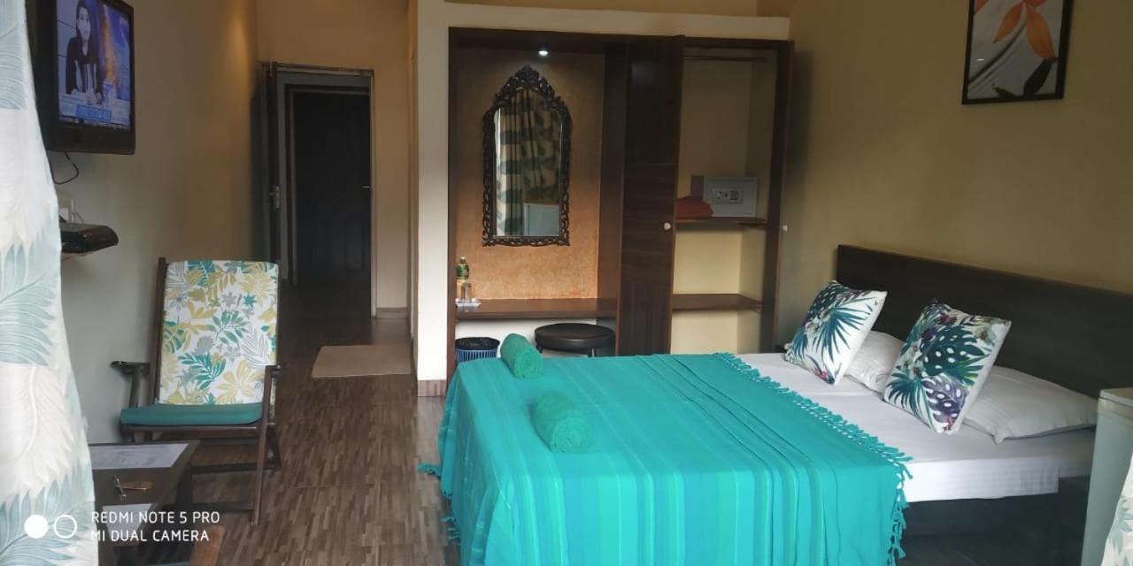 Hotel Bonanza Baga Luaran gambar